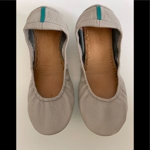 Feather Grey Tieks, size 8
